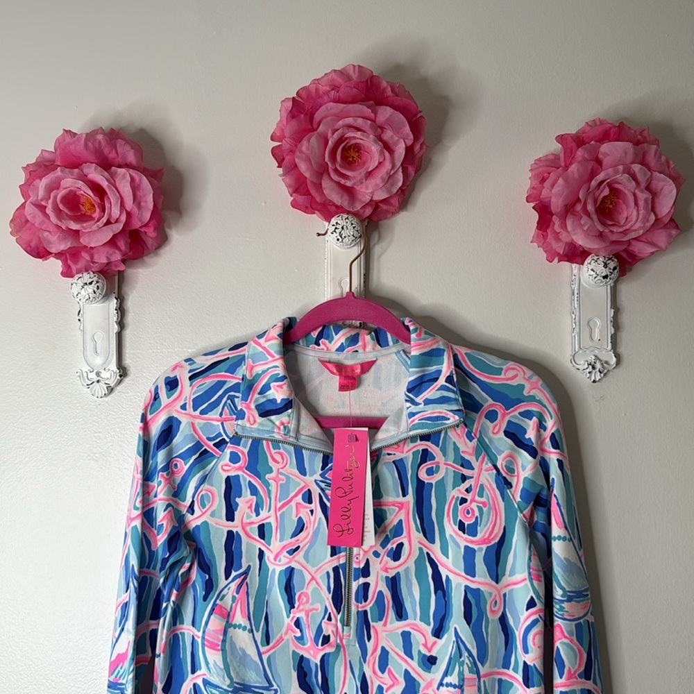 Lilly Pulitzer Skipper Popover, UPF50+ in Skim Blue Reel Nauti, Small. - Picture 3 of 13
